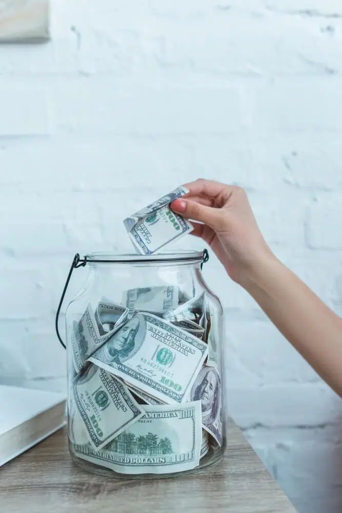 starter emergency fund savings goal as regards to how to build an emergency fund from scratch